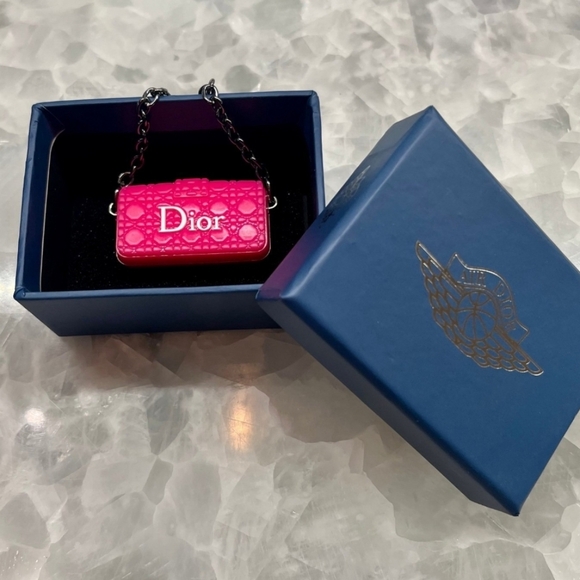 Mini Dior Fashion Handbag Keychain with Box! - Picture 4 of 4